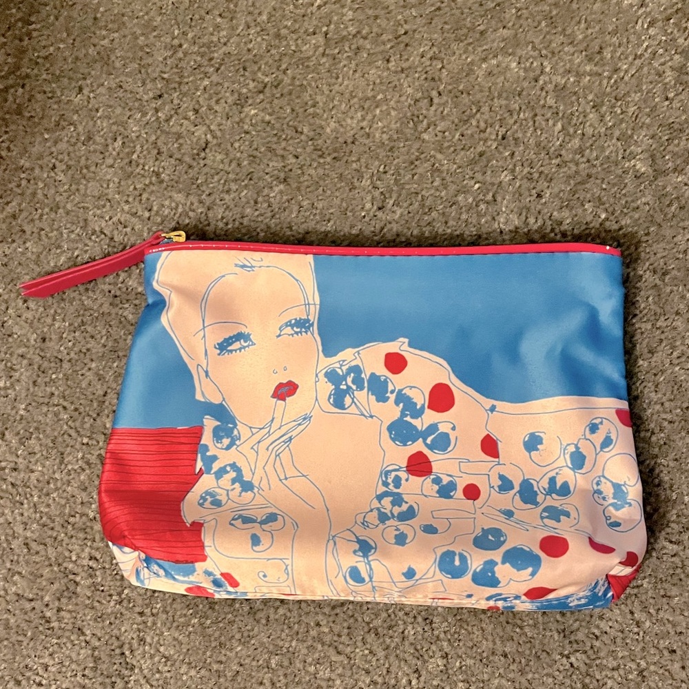 NWOT - Estée Lauder makeup bag